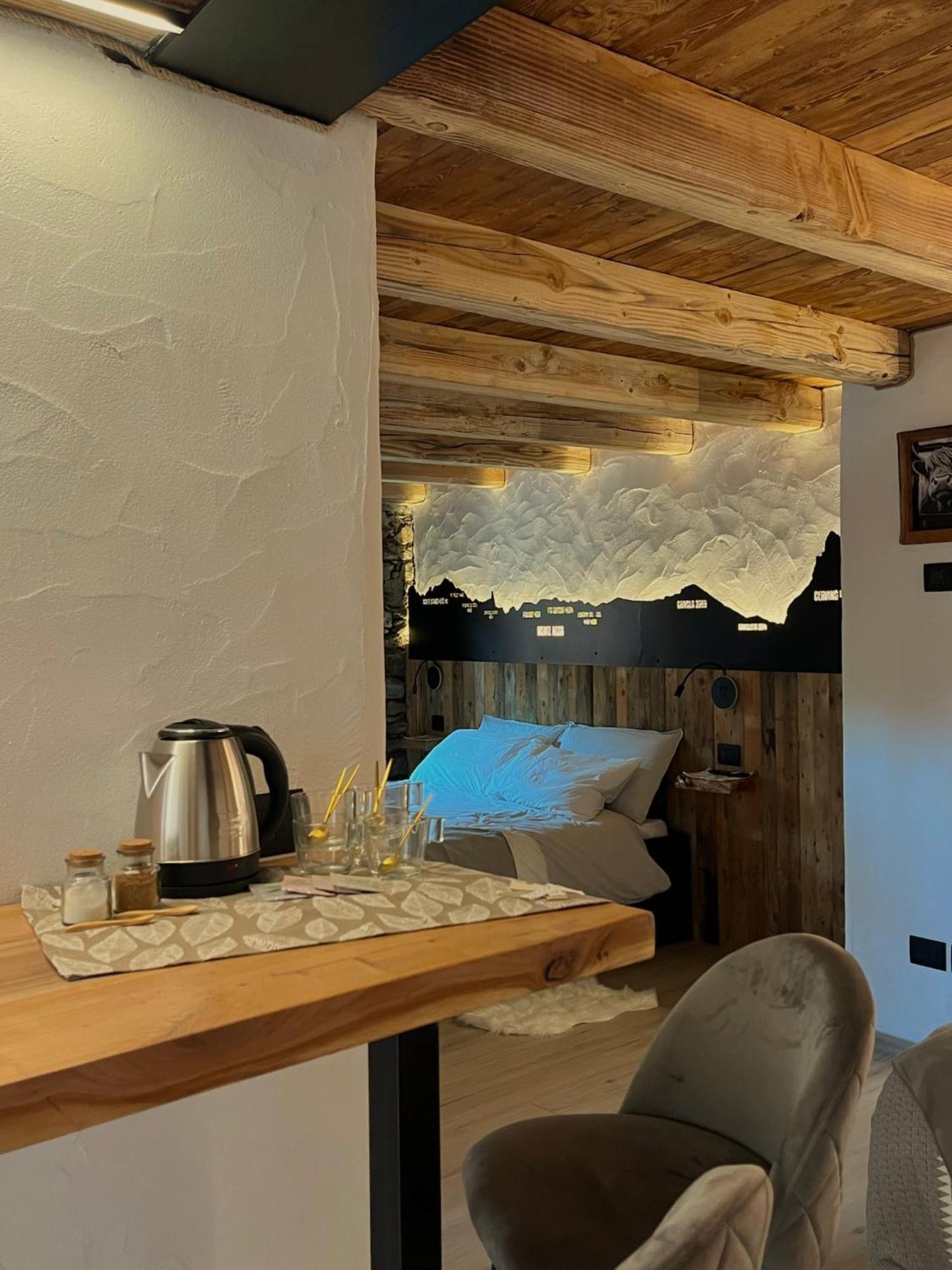 La Famille D'Evian Hotel Villeneuve Kültér fotó